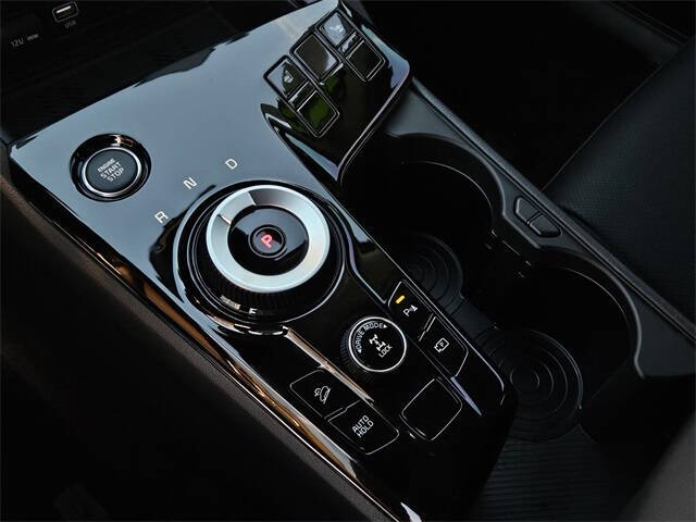 2025 Kia Sportage Hybrid EX