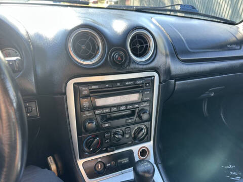 2003 Mazda MX-5 Miata