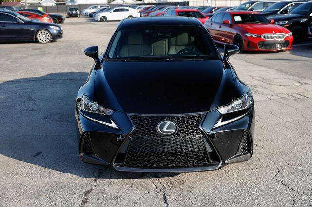 2017 Lexus IS 200t