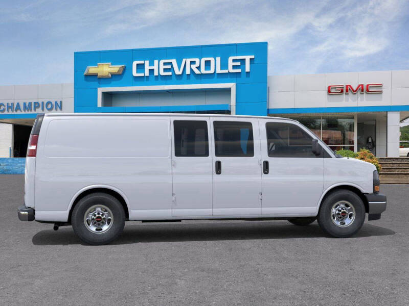 2026 GMC Savana 2500