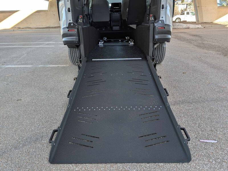 2025 Toyota Sienna LE 8-Passenger