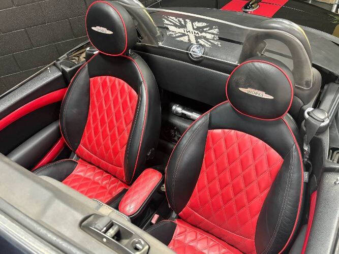 2012 MINI JCW