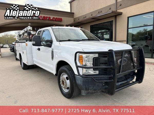2017 Ford F-350 Super Duty for sale at Alejandro Cars & Trucks Inc - Commercial Vehicles in Alvin TX