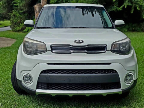 2018 Kia Soul +