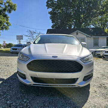 2016 Ford Fusion SE