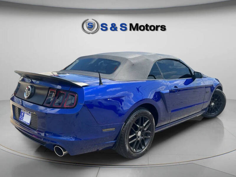 2013 Ford Mustang