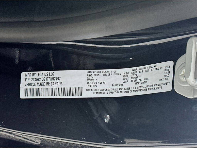 2026 Chrysler Pacifica Select