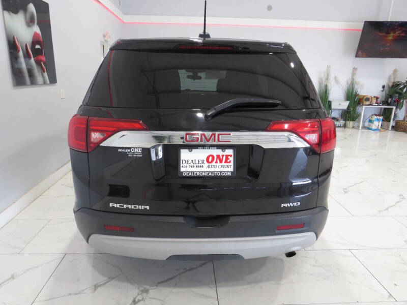 2017 GMC Acadia SLE-1