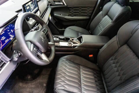 2025 Mitsubishi Outlander SEL