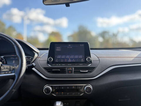 2020 Nissan Altima 2.5 SR