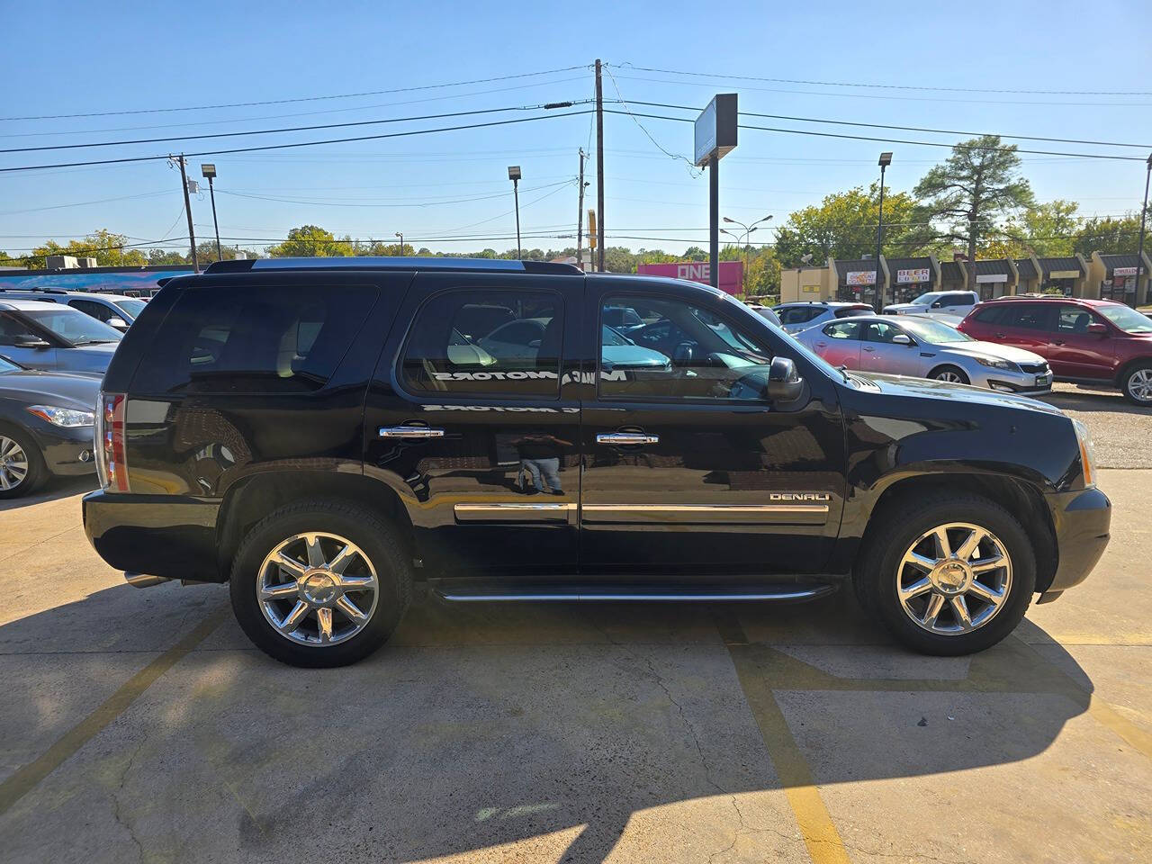 2013 GMC Yukon for sale at Mac Motors in Arlington, TX