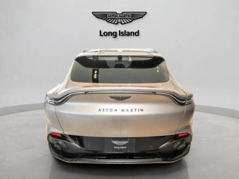 2023 Aston Martin DBX