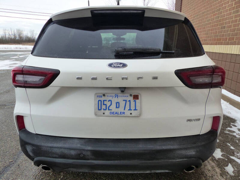 2025 Ford Escape ST-Line