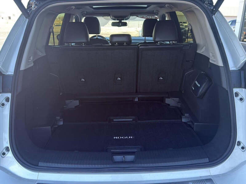 2024 Nissan Rogue Platinum