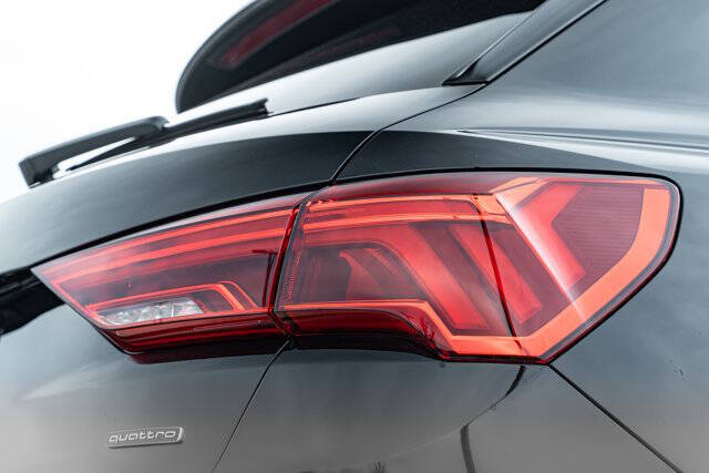 2025 Audi Q3 quattro S line Premium 45 TFSI