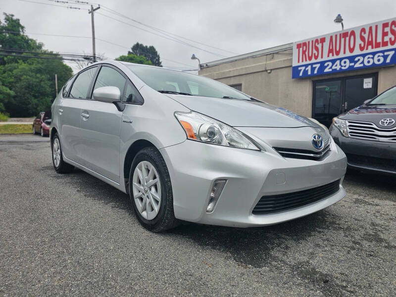 2012 Toyota Prius v Three