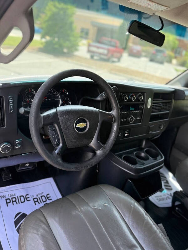 2016 Chevrolet Express 2500