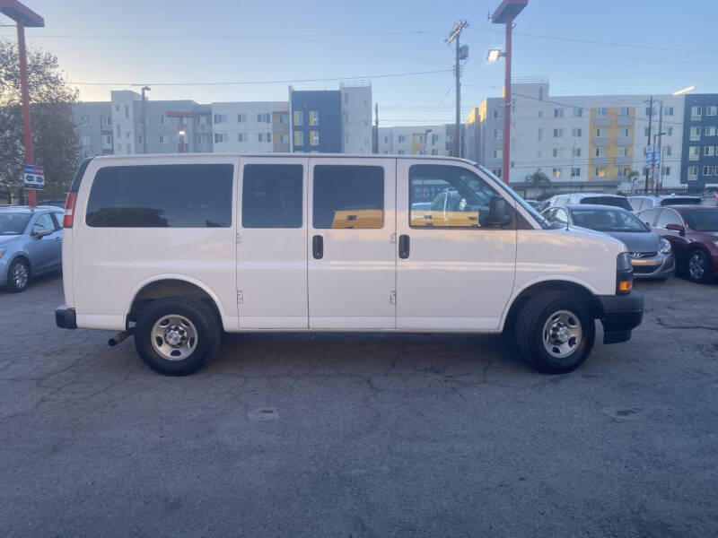 2019 Chevrolet Express LS 2500