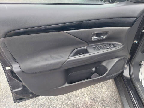 2020 Mitsubishi Outlander ES