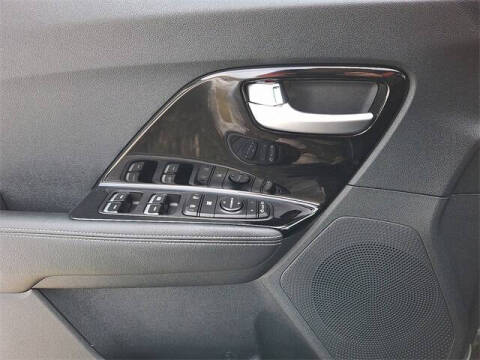 2022 Kia Niro Touring Special Edition