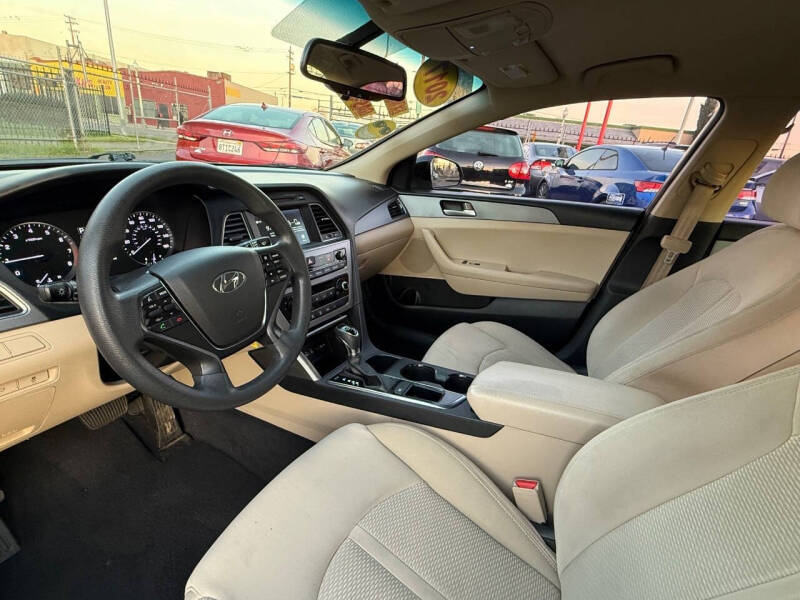 2017 Hyundai Sonata SE