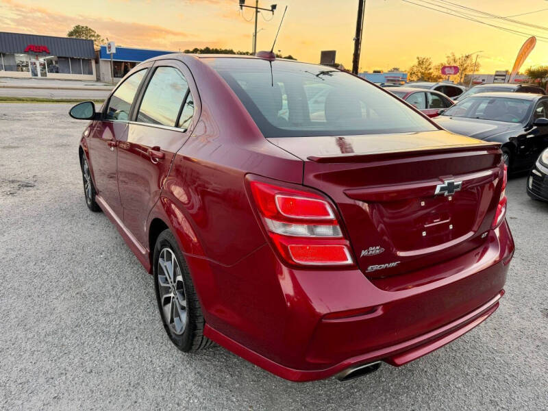 2018 Chevrolet Sonic LT Auto