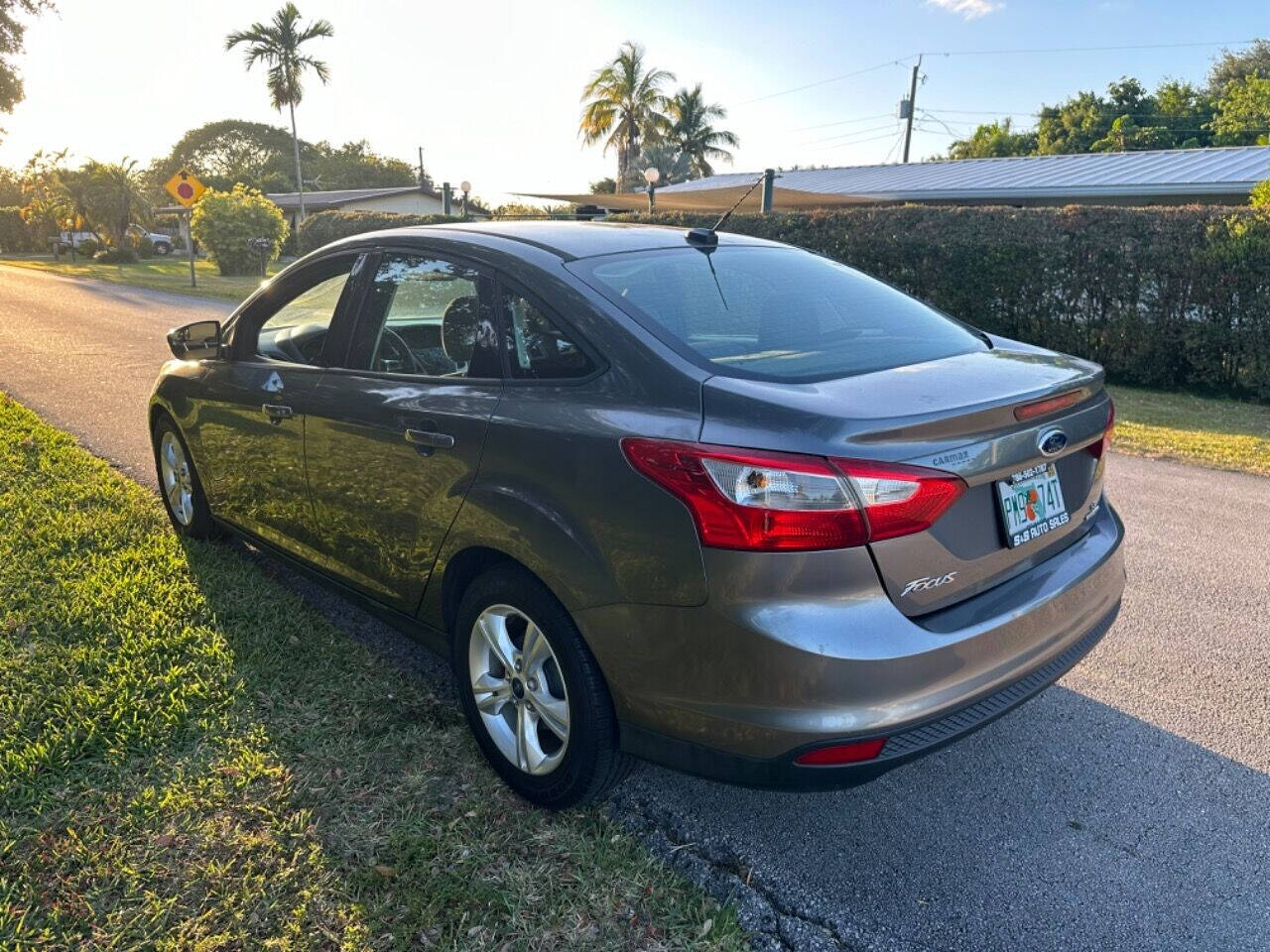 2013 Ford Focus for sale at SS Auto Sales Miami in Miami, FL