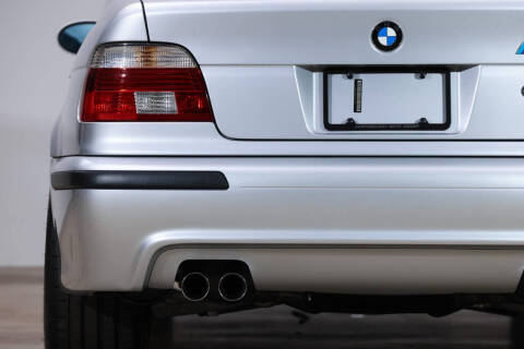 2002 BMW M5