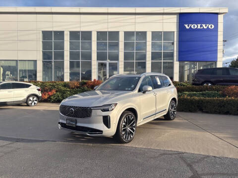 2025 Volvo XC90 B6 Plus Bright Theme 7P