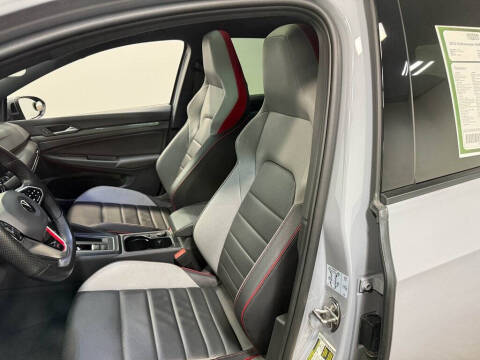 2022 Volkswagen Golf GTI Autobahn