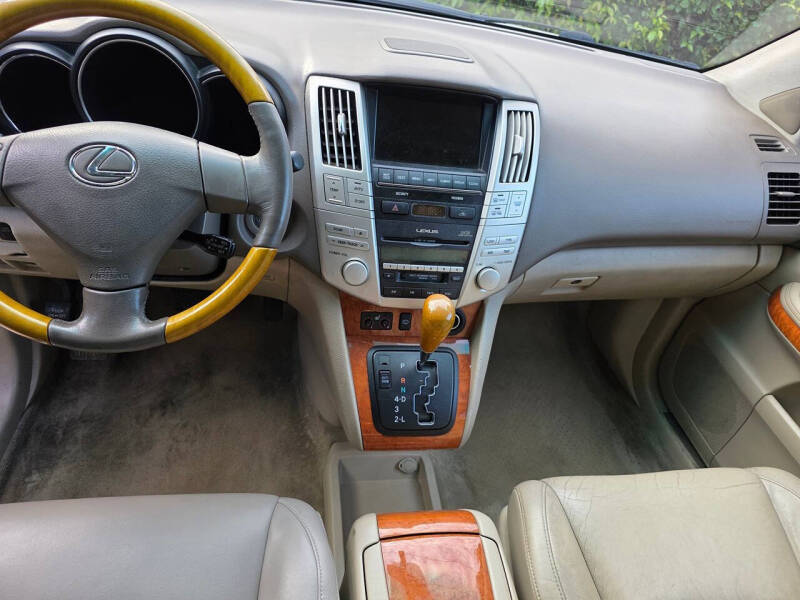 2004 Lexus RX 330