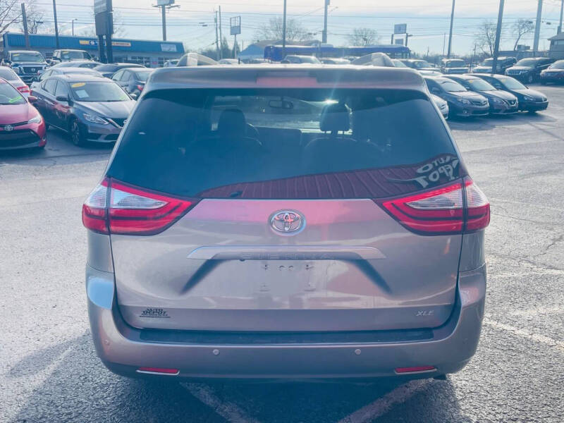 2017 Toyota Sienna