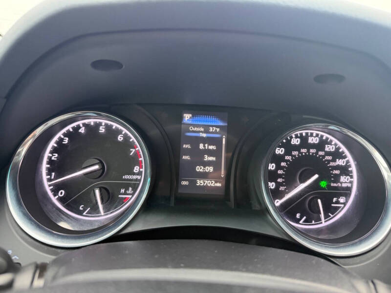 2018 Toyota Camry SE