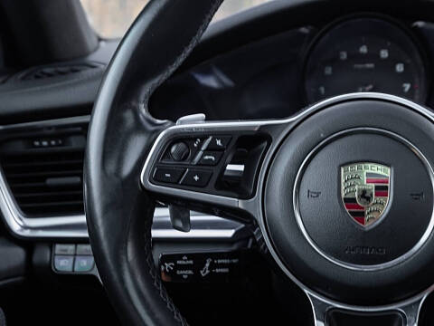 2017 Porsche Panamera 4