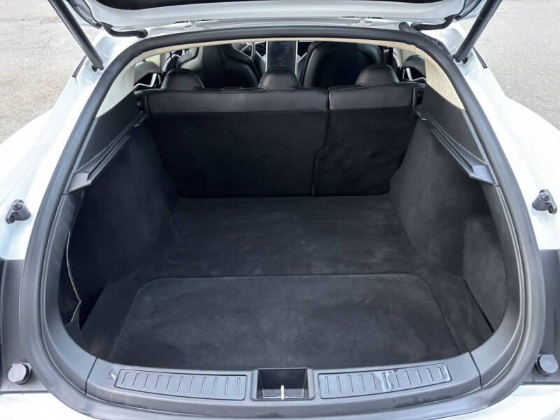 2014 Tesla Model S P85