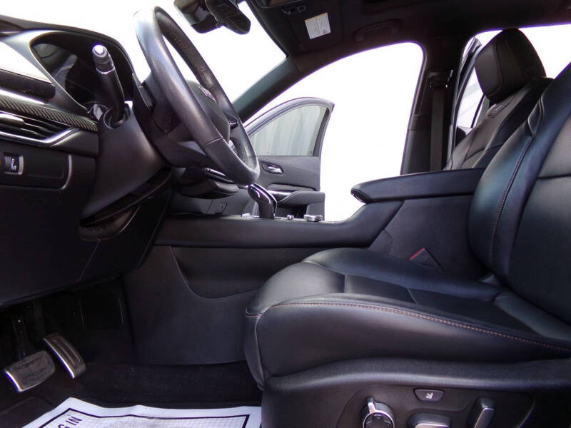 2022 Cadillac XT4 Sport