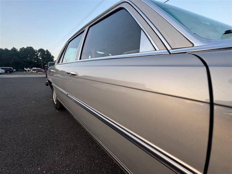 1974 Mercedes-Benz 450-Class