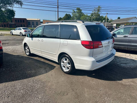 2005 Toyota Sienna for sale at RJB Motors LLC in Canfield OH