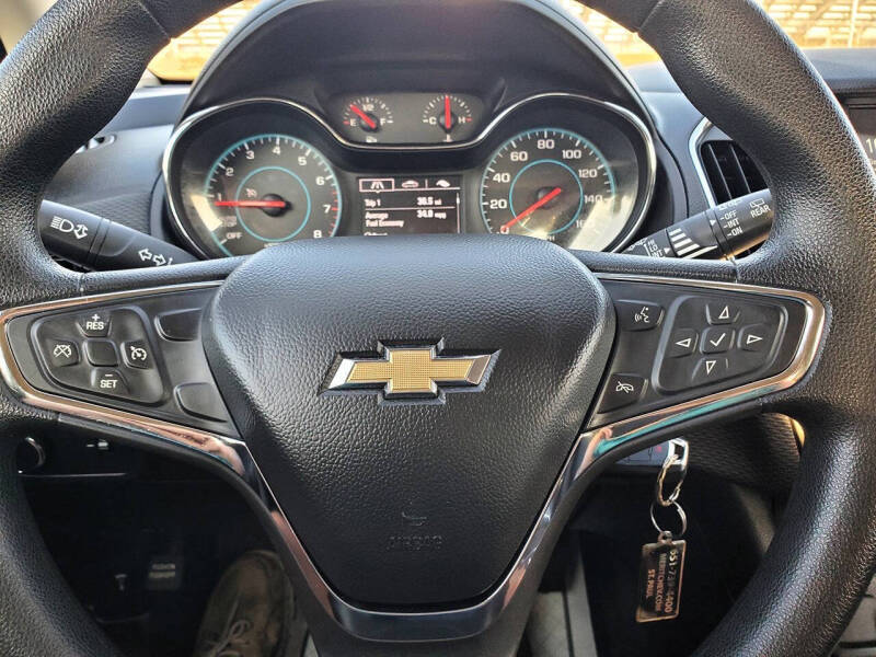 2017 Chevrolet Cruze LT Auto