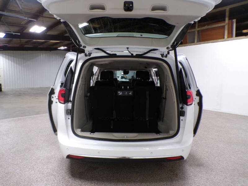 2021 Chrysler Pacifica Touring L