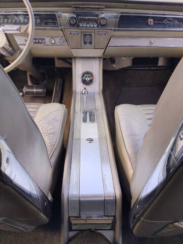 1962 Oldsmobile Starfire
