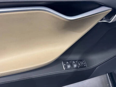2014 Tesla Model S P85