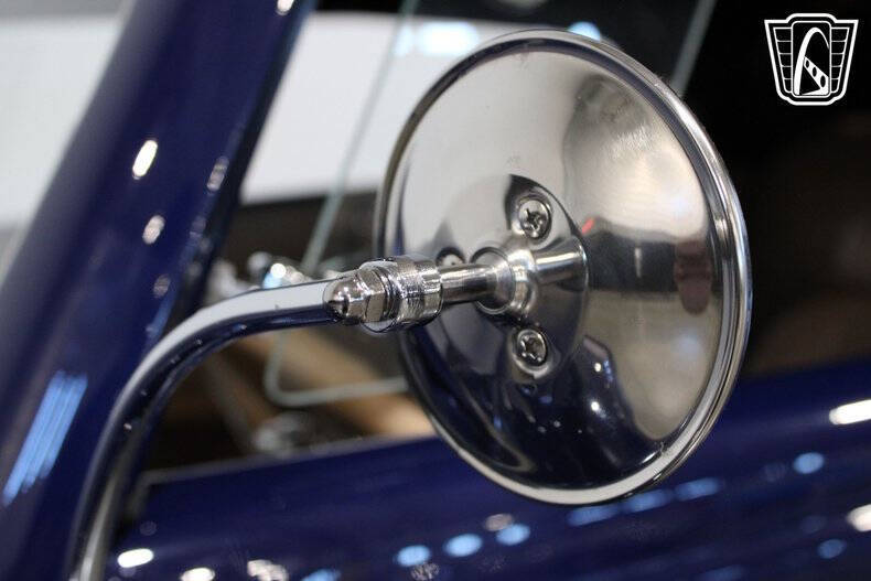 1937 Ford Phaeton