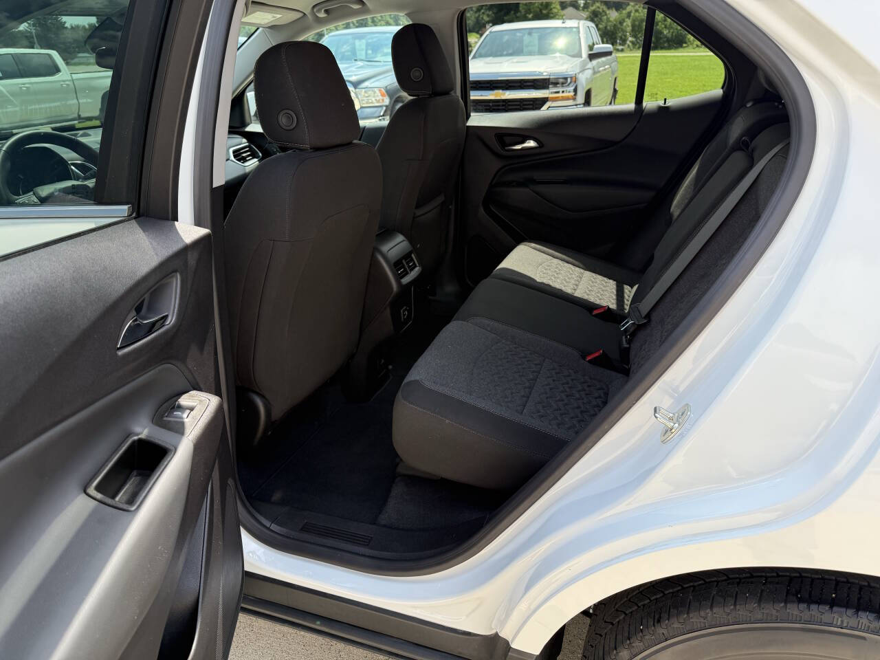 2024 Chevrolet Equinox photo 5