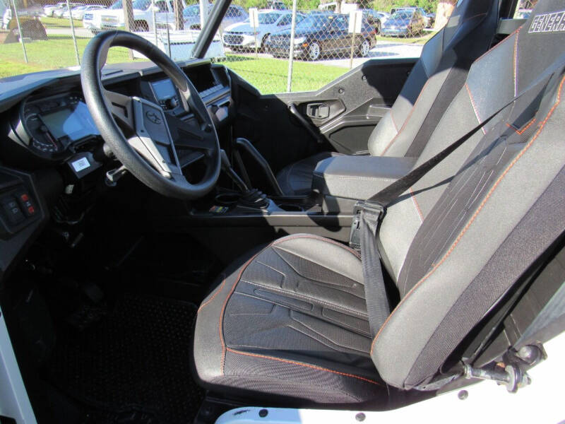 2022 Polaris GENERAL