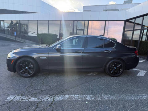 2015 BMW 5 Series 528i