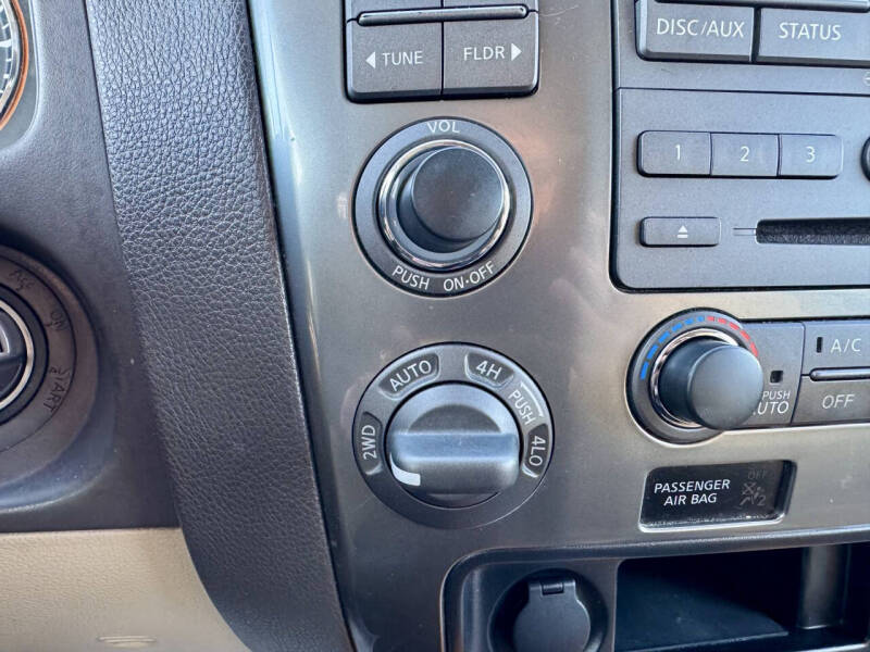 2014 Nissan Armada Platinum