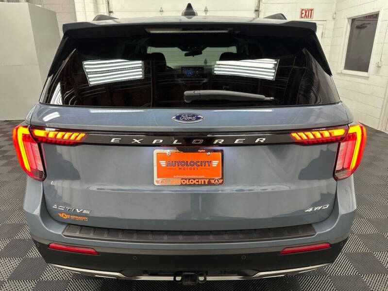 2025 Ford Explorer Active
