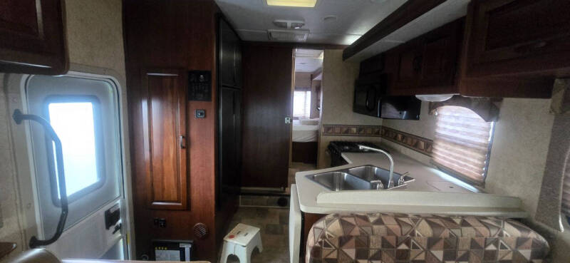 2013 SUNSEEKER SSC3050SF