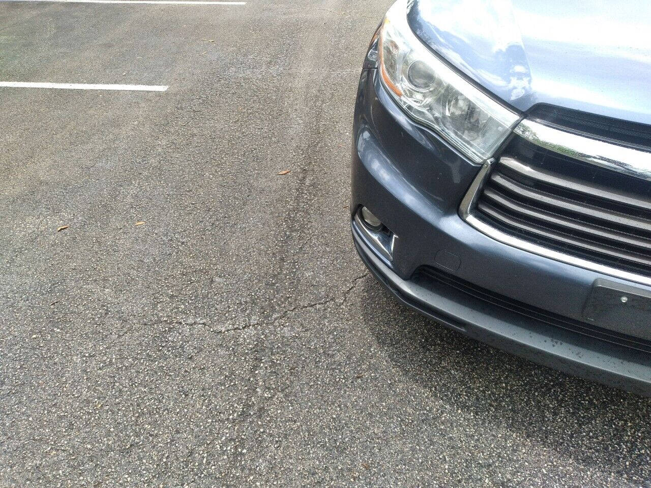 2014 Toyota Highlander  - $25,999